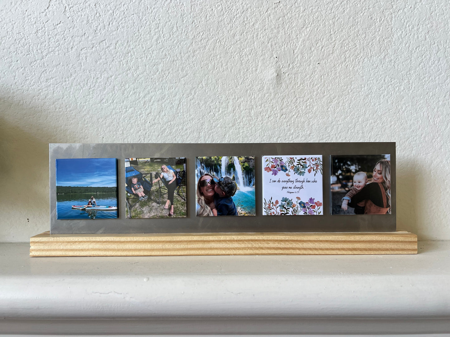 2.5" x 2.5" Metal Magnet Display